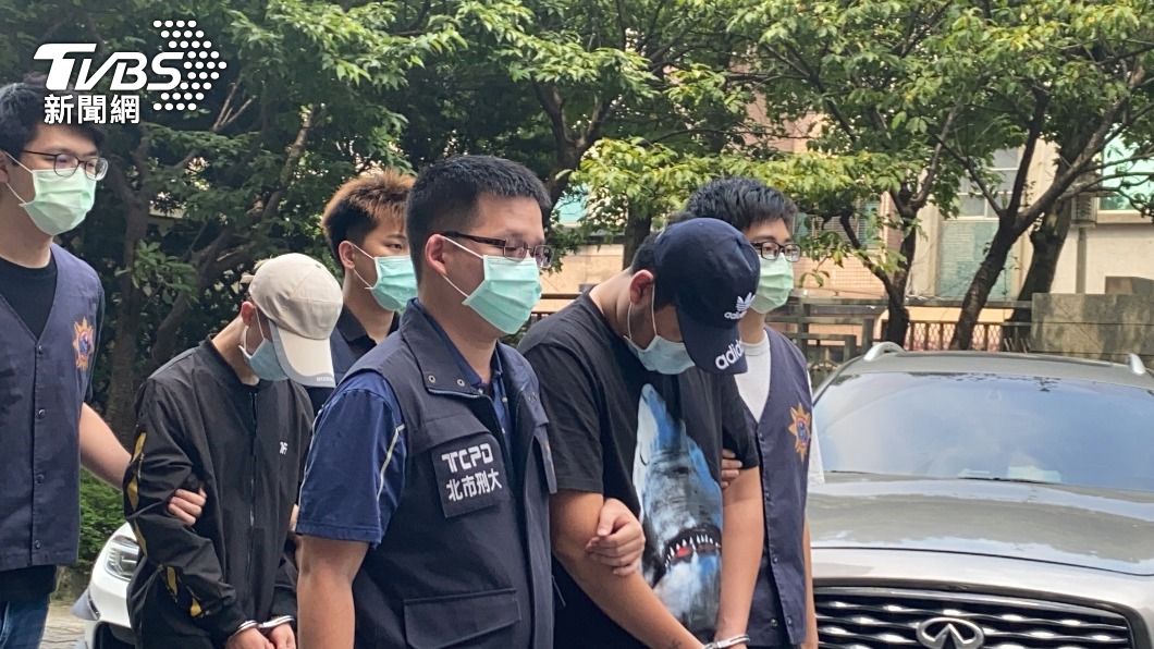 潑蟑案2嫌為詐騙車手　刑事局拘提到案
