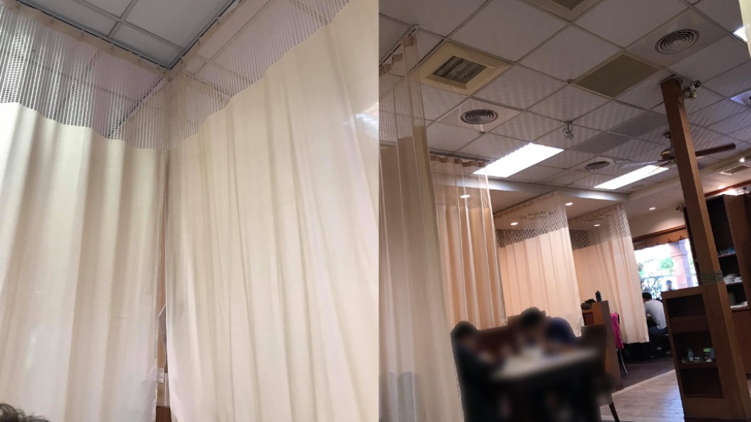 為了防疫，餐廳用簾子隔開每個用餐座位。（圖／翻攝自「爆怨2公社」臉書）