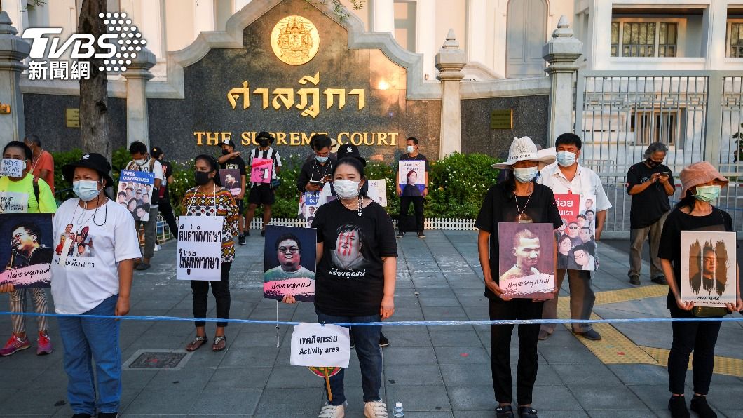 泰國日前抗議皇室改革運動逮捕大量示威者,在近日爆出監獄群聚感染事件。(圖/達志影像路透社)