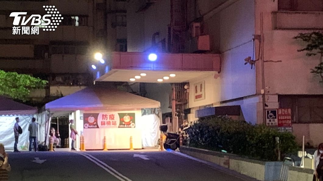 救護人員將沙男緊急送醫仍不治。(圖/TVBS)