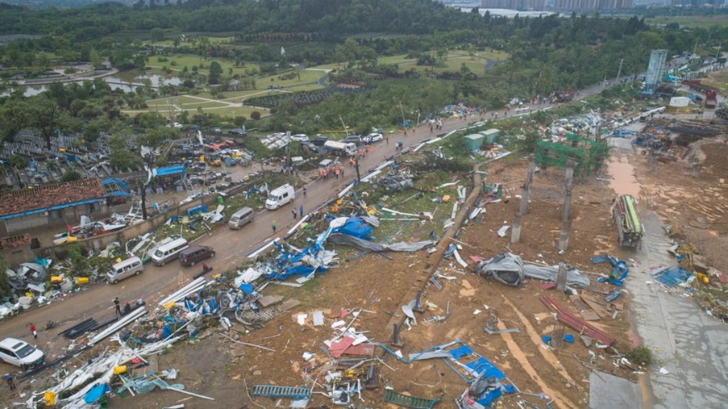 極端氣候降臨 龍捲風突襲武漢 釀10死逾300人傷
