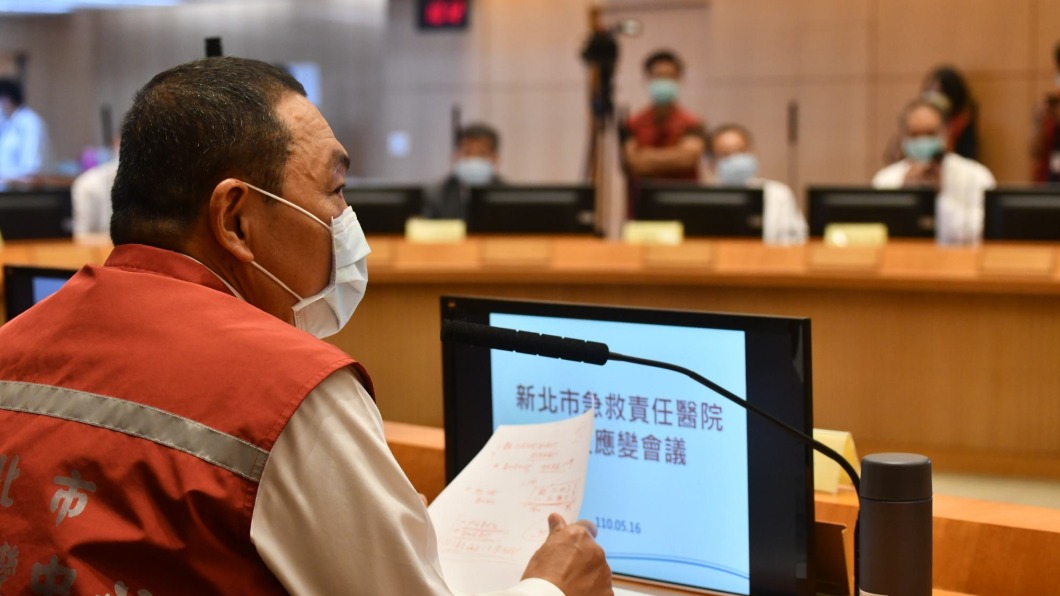 新北專責病床剩67床　侯友宜：將徵用18家醫院病房