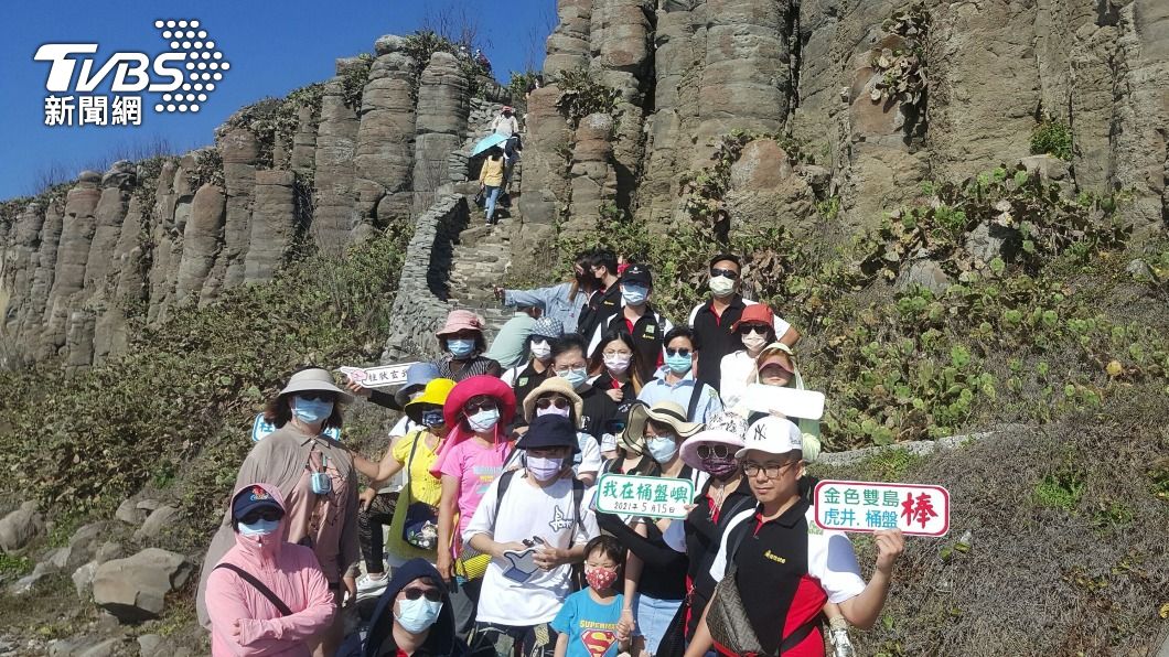 澎湖全縣外出須全程戴口罩。(圖/中央社)