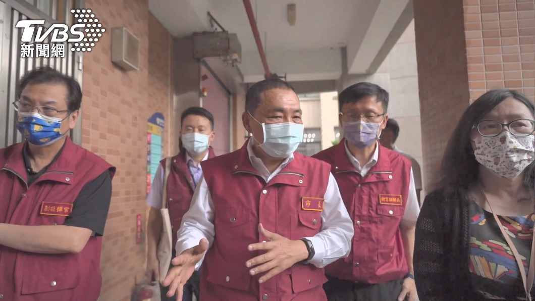 疫情若持續攀升 侯友宜:國中小該停課就停課