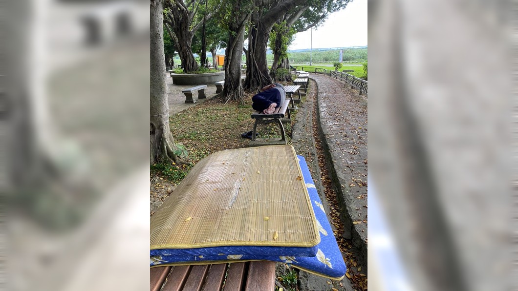 遊民部分則是流竄到河濱公園或是社區公園內。（圖／翻攝自童仲彥臉書）