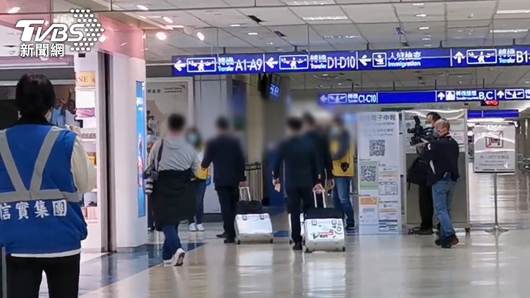 放鬆邊境!春節入境檢疫改10+4 醫示警:恐再升三級