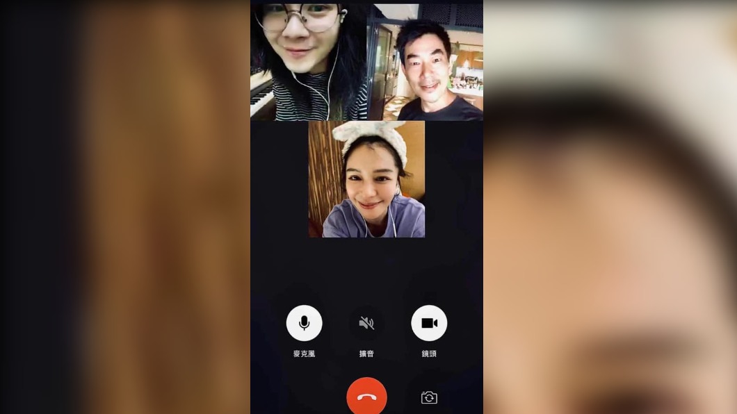 徐若瑄16日在IG開直播。(圖/翻攝自徐若瑄Vivian Hsu臉書)