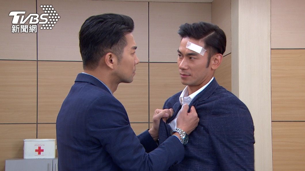 謝承均、亮哲私下交情友好,在戲中卻成仇人。(圖/三立提供)