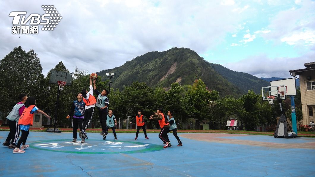 中市平等國小設快篩站 首波對象曾到萬華59人