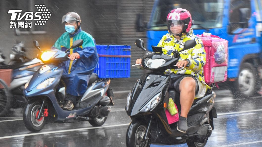 雨彈來襲雷聲隆隆! 北北基發布大雷雨訊息