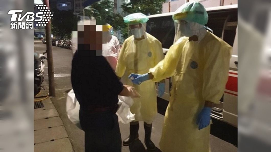 8旬通緝犯篩檢陽性逃板橋躲友人住處 警全副武裝抓人