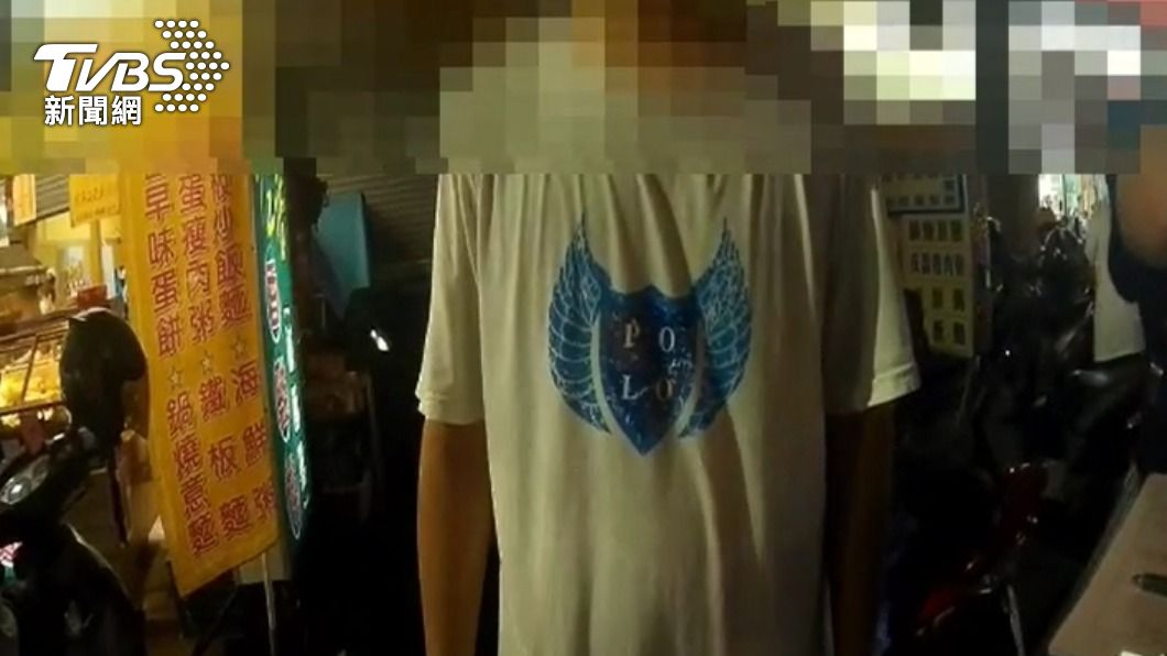 有業者未戴口罩遭檢舉。(圖/TVBS)