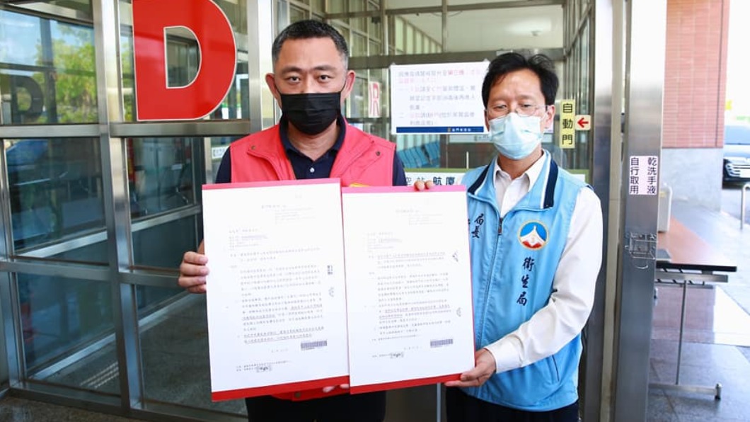 金門縣長楊鎮浯出示公文批中央已讀不回。（圖／翻攝自楊鎮浯臉書）