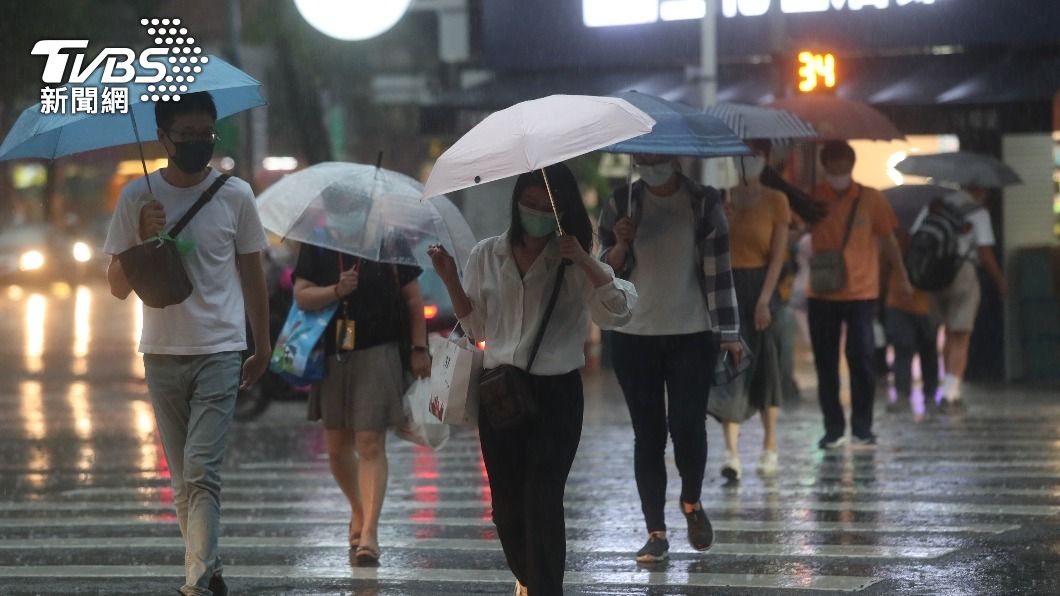 雨勢加大 雙北、基隆升級為豪雨特報