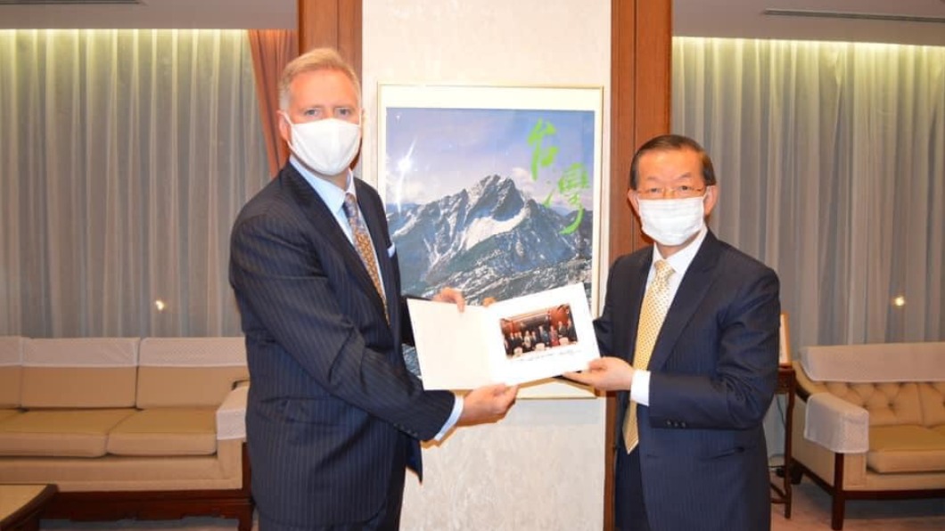 (圖/翻攝自謝長廷臉書)