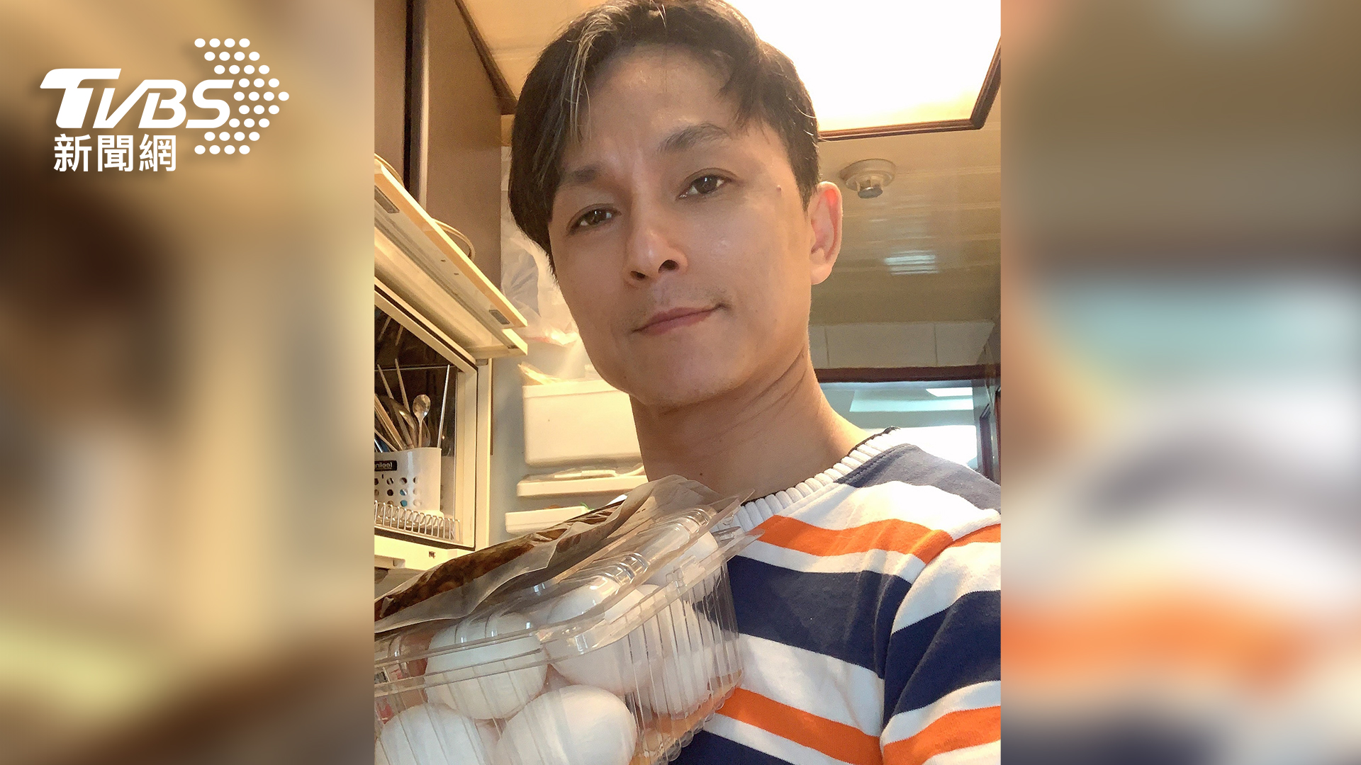 狄志為居家「煮播」兒亂入網歪樓成「吃播」家醫師陳欣湄鼓勵浴帽防疫 直播現反差萌