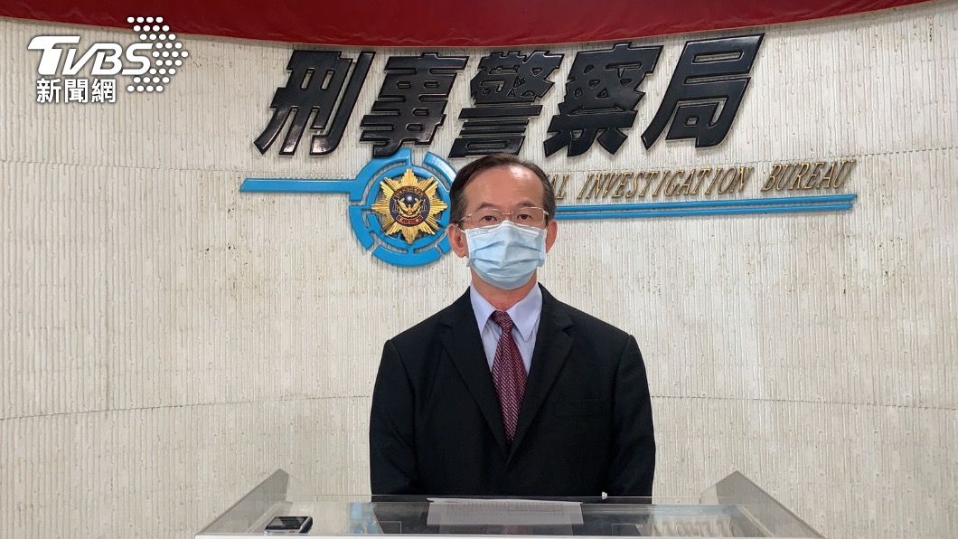 刑事局說明民眾可打165反詐騙電話詢問。(圖/TVBS)