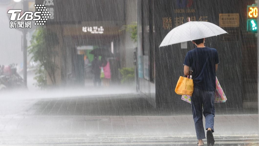 西南風及午後對流　新北以南等14縣市防豪大雨