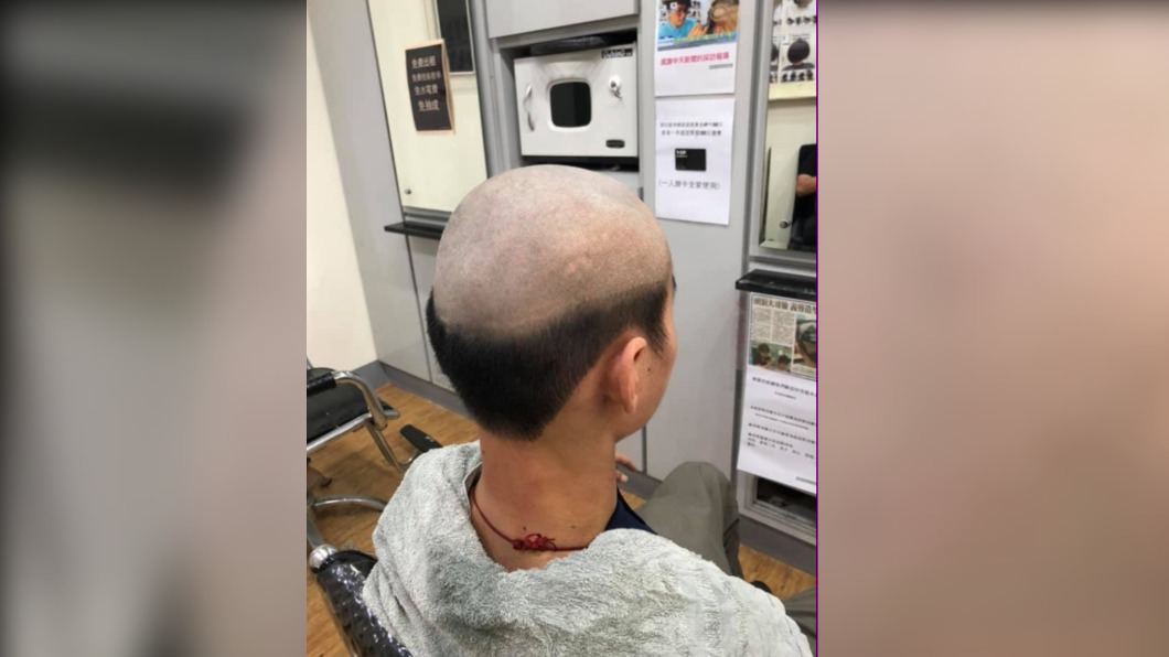 防疫出奇招！媽要求別亂跑　設計師剃「國瑜頭」孩子爆哭
