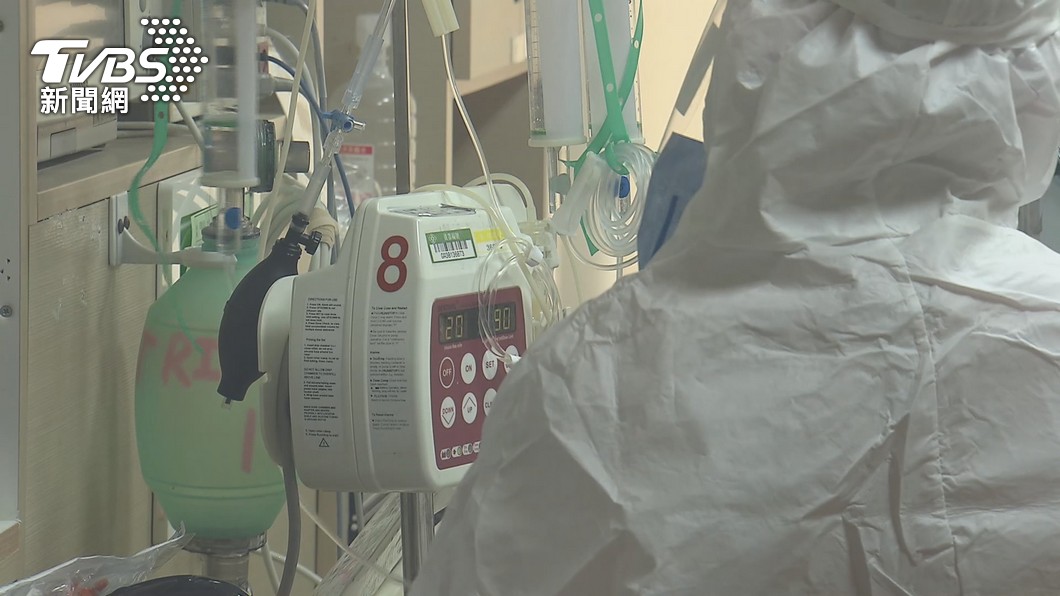 不斷更新/防止醫療崩潰 全台醫院防疫措施異動一覽