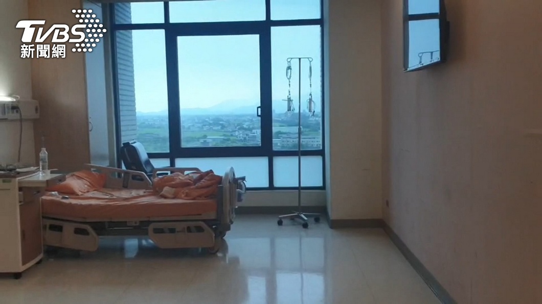 孔先生見母親的最後一面僅能透過病房監視器。(示意圖,與本事件無關/TVBS資料畫面)