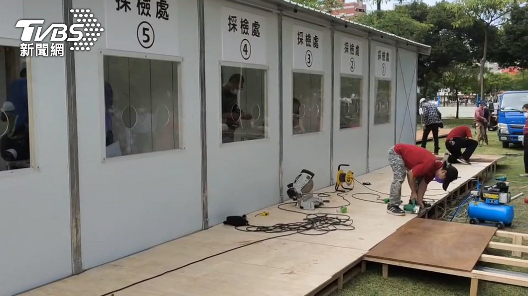 桃園市長鄭文燦宣布本週將新增4個社區篩檢站。（圖／TVBS）