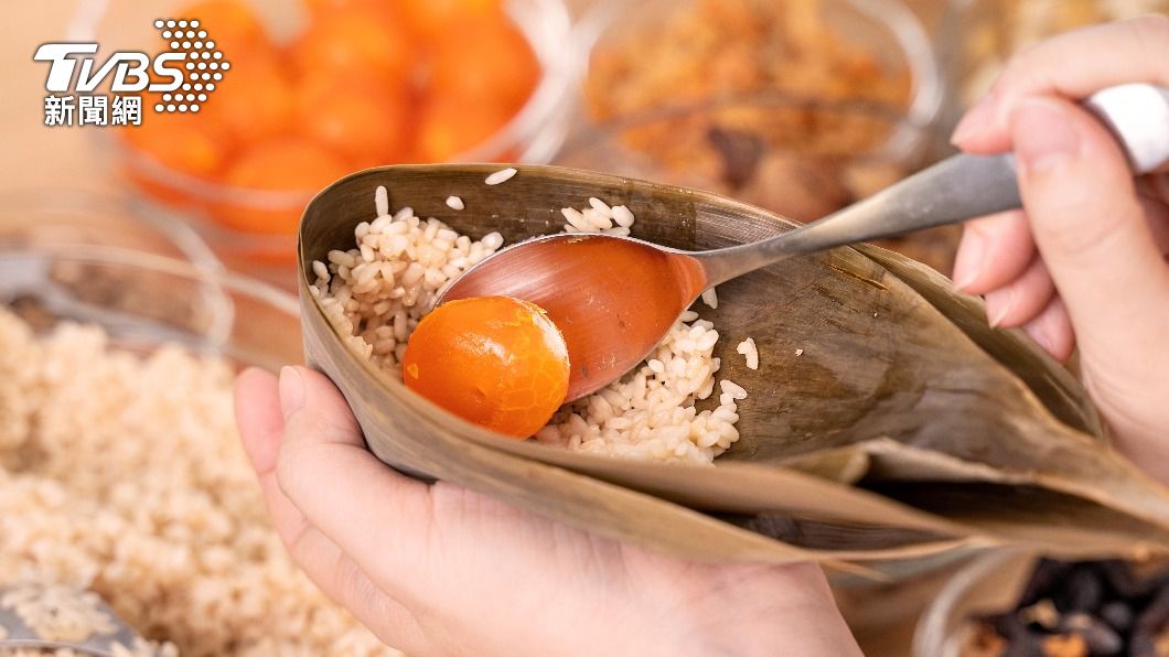 營養師教吃粽5技巧,減少負擔。(圖/shutterstock達志影像)