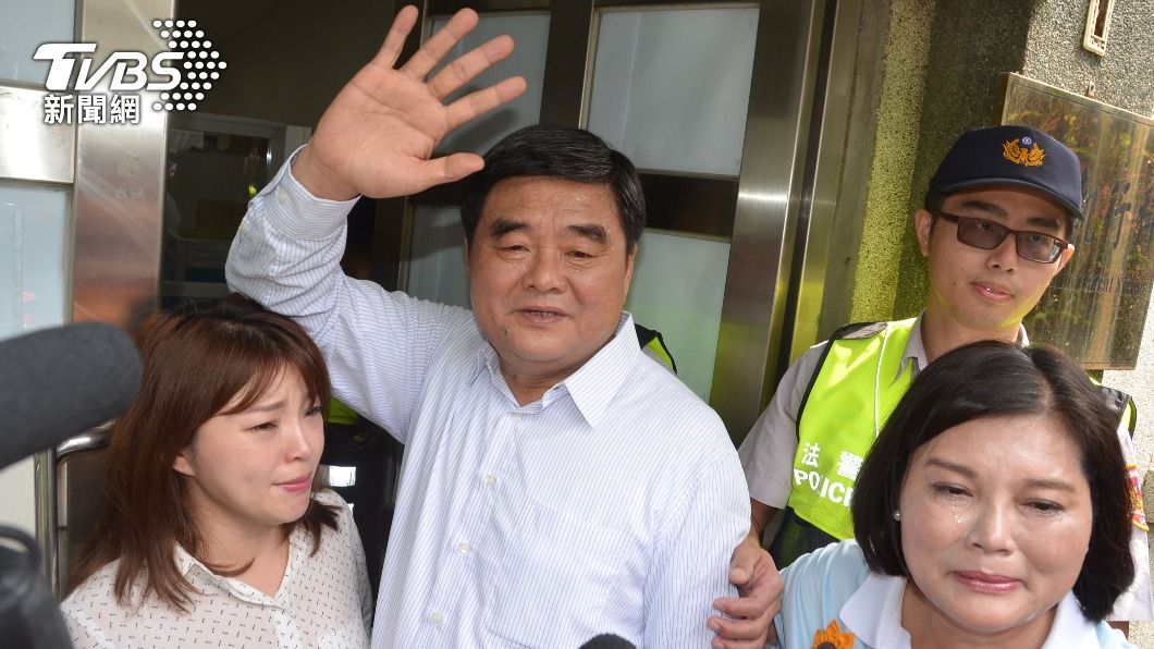 涉貪被判8年入監 前雲林縣長張榮味假釋出獄