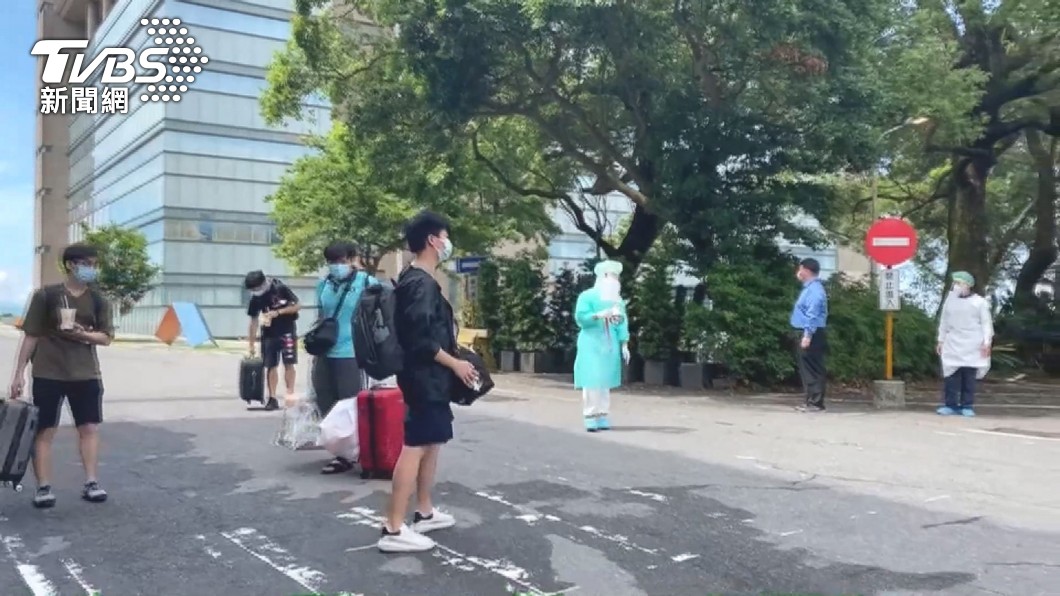 文大314名住宿生快篩結果出爐 14人陽性送檢疫所