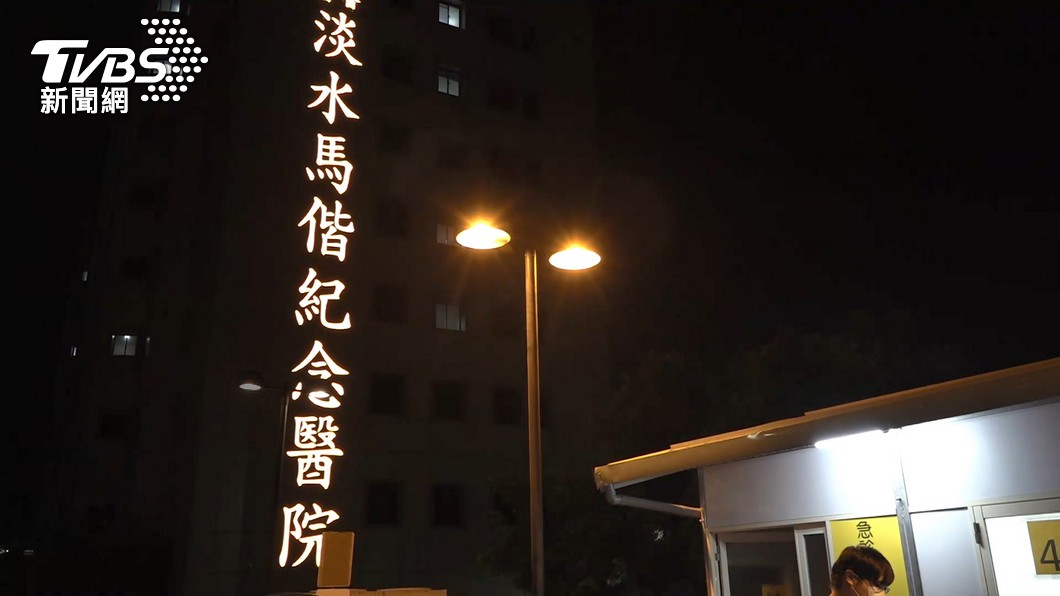 國泰、馬偕都爆院內感染!醫:「防護8配備」連鞋套也要
