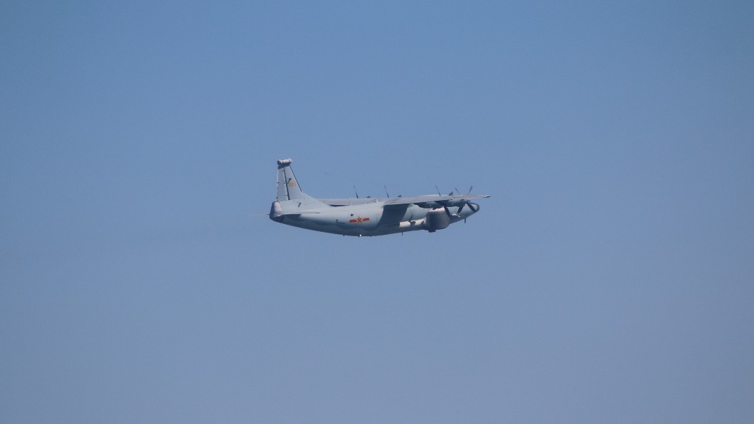 共軍1架運8遠干機擾台 空軍兵力應對