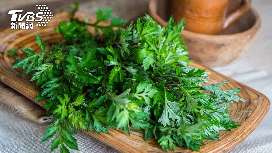 掛艾草需在3點前完成。(示意圖/shutterstock達志影像)