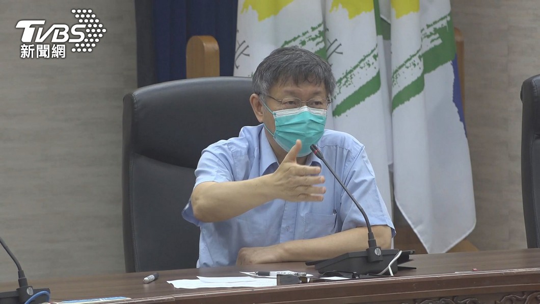 觀點／蔡政府施政滿意度續降　柯文哲成防疫最大贏家