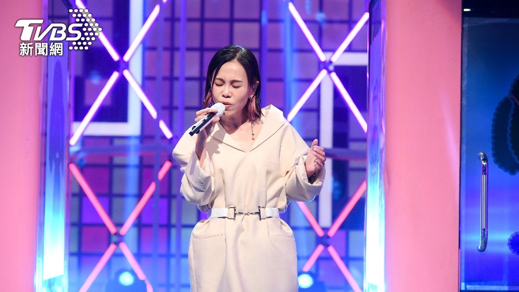 彭佳慧飆高音,吳宗憲開玩笑虧「太不謙虛」。(圖/三立提供)