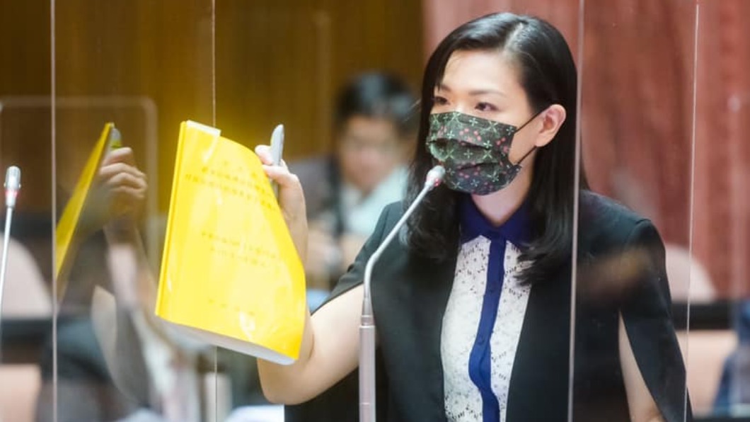 諷綠營塔綠班遭出征!高虹安反擊:死8百人都沒這麼大聲
