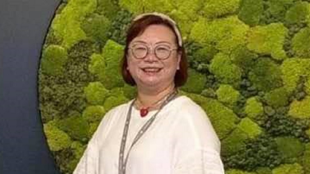 不適到死亡「不到24小時」!欣傳媒總監林芳怡染疫逝