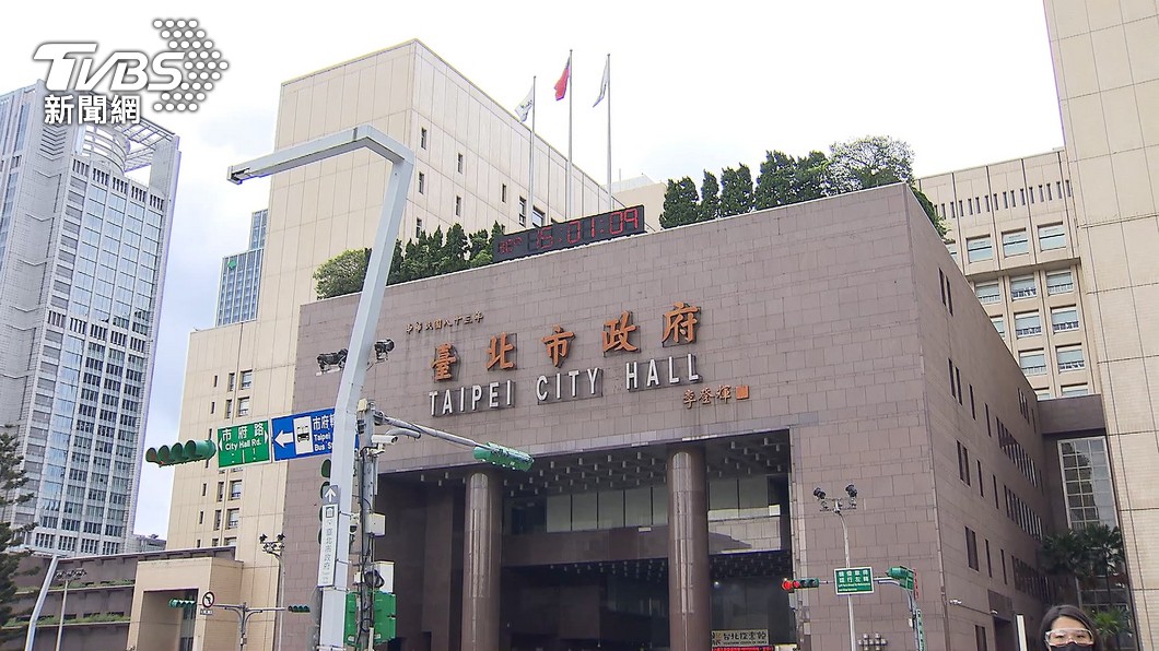 通訊行員工確診無匡列、無通知停業 業主怒:等10天沒下文