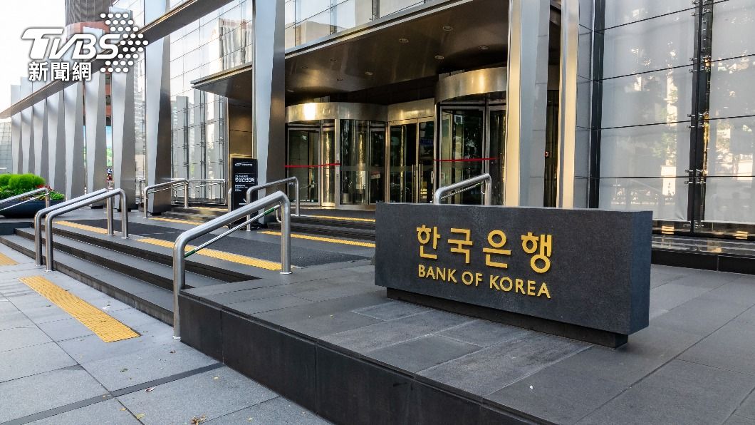 不少傳統銀行躍躍欲試推純網銀。(示意圖/shutterstock 達志影像)