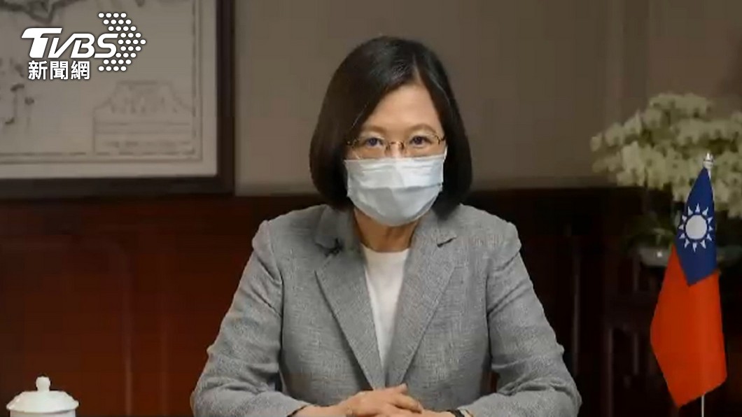 假訊息鼓吹長輩勿接種疫苗 蔡英文:拜託這一針務必要打