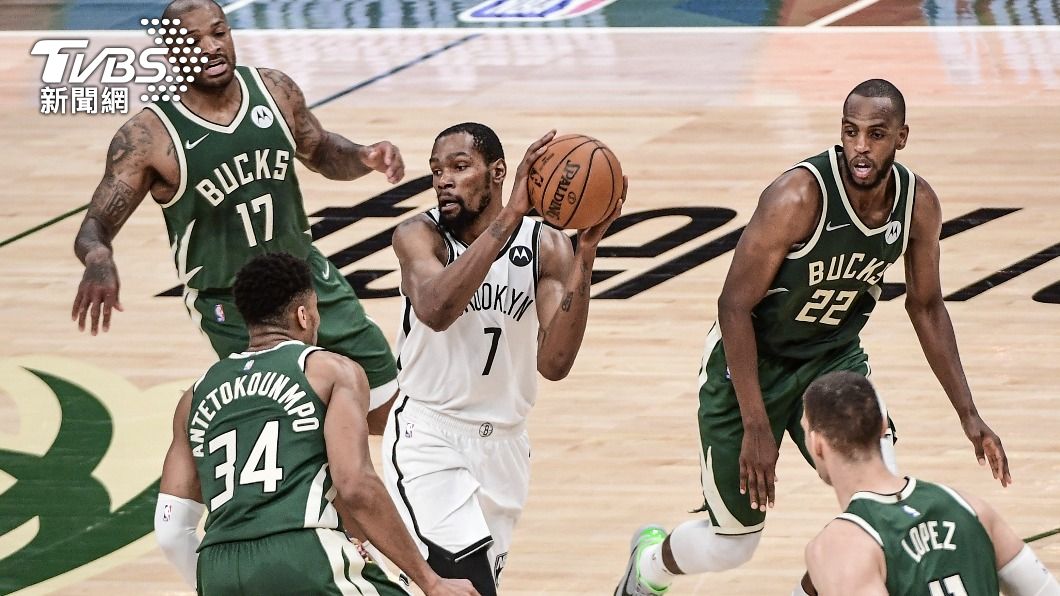 NBA職籃14日為公鹿對籃網比賽。(圖/達志影像路透社)