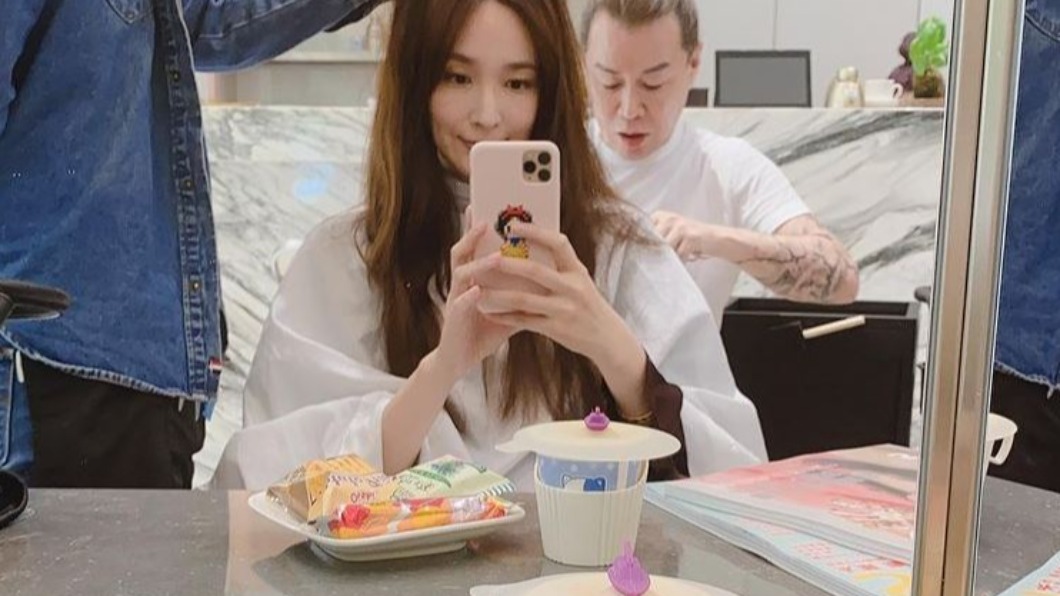 隨著紀曉波傳出財務危機，吳佩慈鮮少更新貴婦日常。（圖／翻攝自吳佩慈臉書）