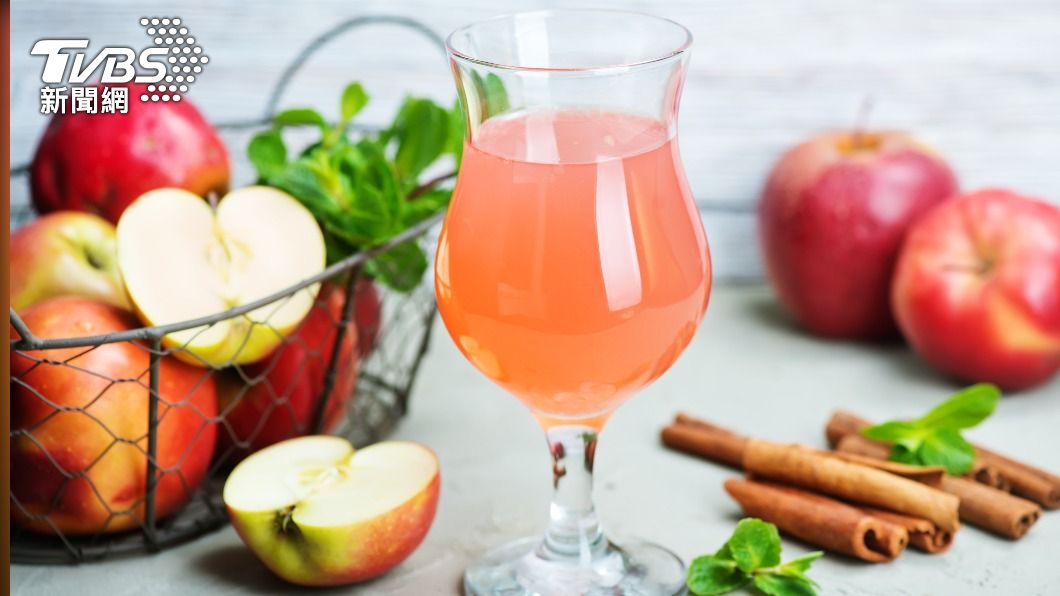 喝水果酵酢,在家輕鬆瘦。(示意圖/shutterstock達志影像)