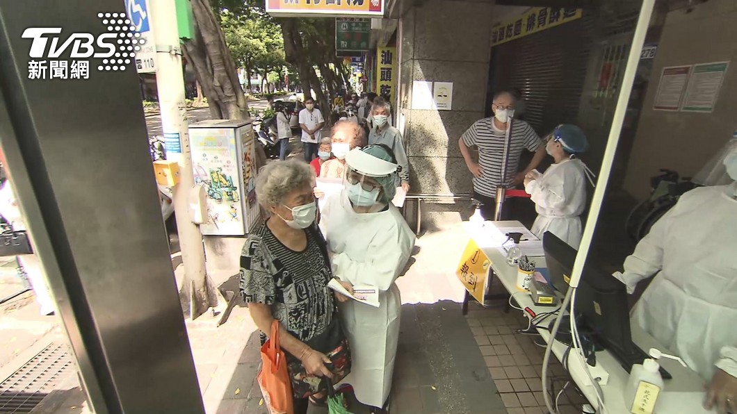 醫院疫苗接種情況。(圖/TVBS)