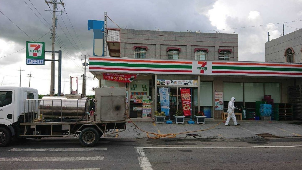 嘉義東石超商店員確診感染源不明 啟動社區篩檢