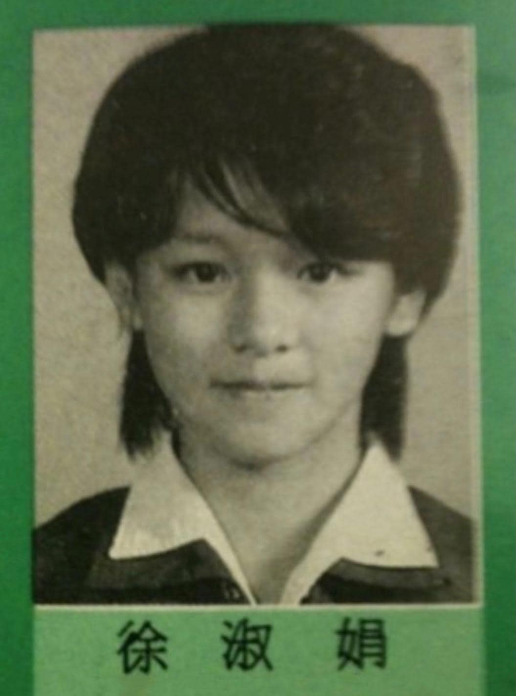 徐若瑄靦腆羞笑。（圖／翻攝自徐若瑄 Vivian Hsu Facebook）