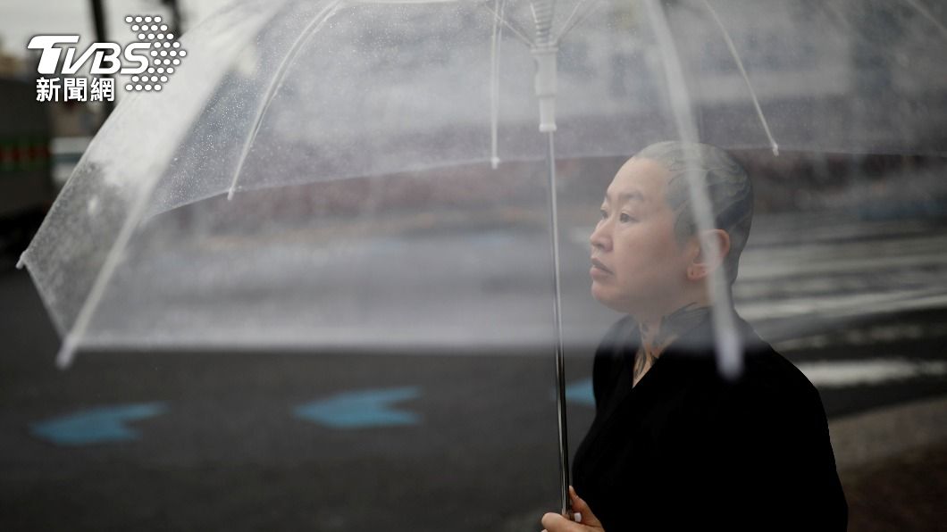 日本西部梅雨鋒面來襲 各地道路坍塌、土石流緊急避難