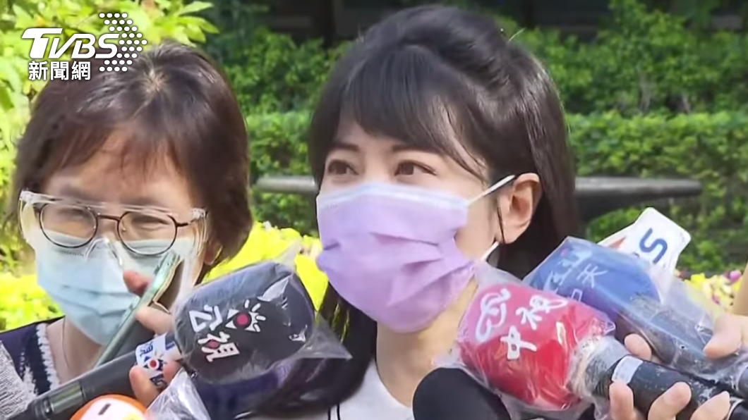 高嘉瑜下午緊急出面澄清。(圖/TVBS)