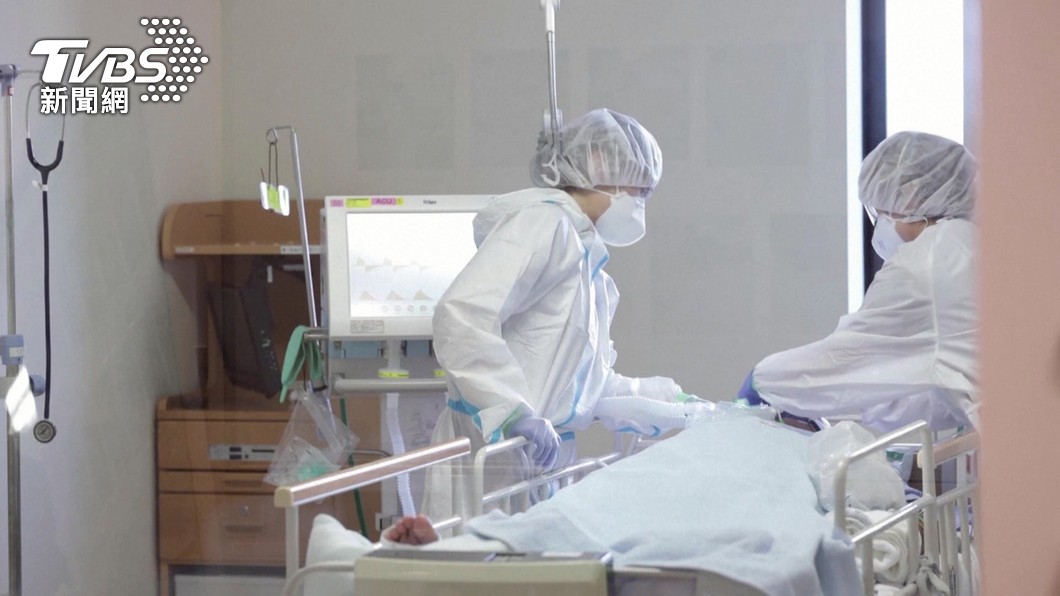 5旬婦人打疫苗隔天出現疑似腹膜炎或胃穿孔的診斷。(示意圖,非當事人/TVBS)