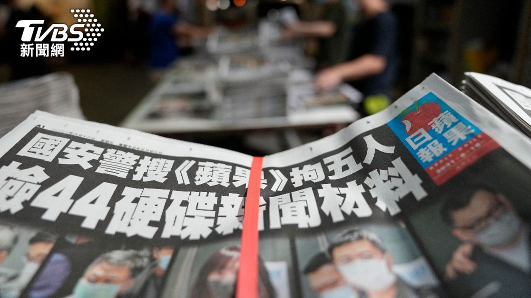 香港蘋果日報逮捕行動擴大 社論主筆李平被捕