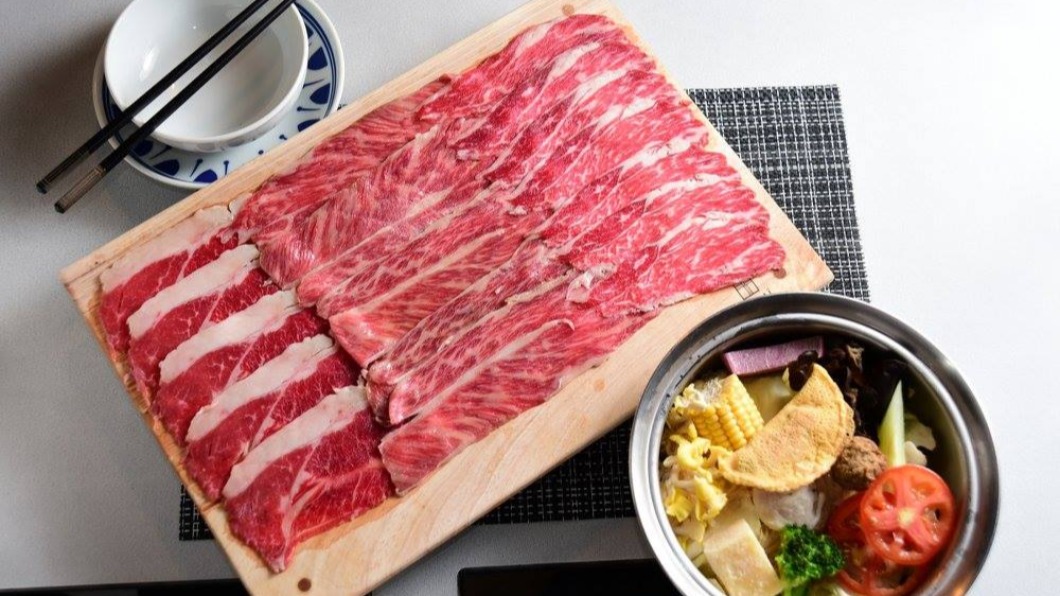 疫情衝擊火鍋業！曾獲《紐時》推薦「肉大人」　黯然歇業